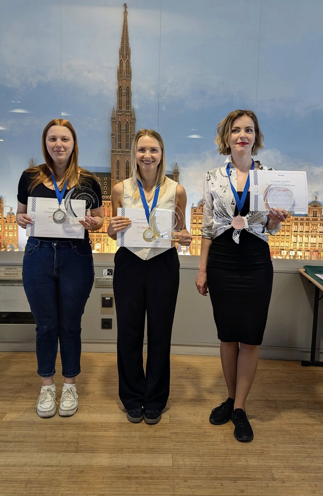 496002636_1552984335640014_639147038409411874_n